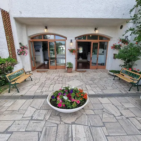 Otel Portofina 2*
