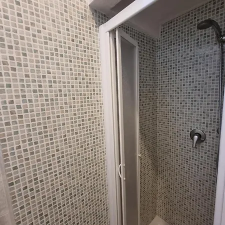 Portofina מלון 2*
